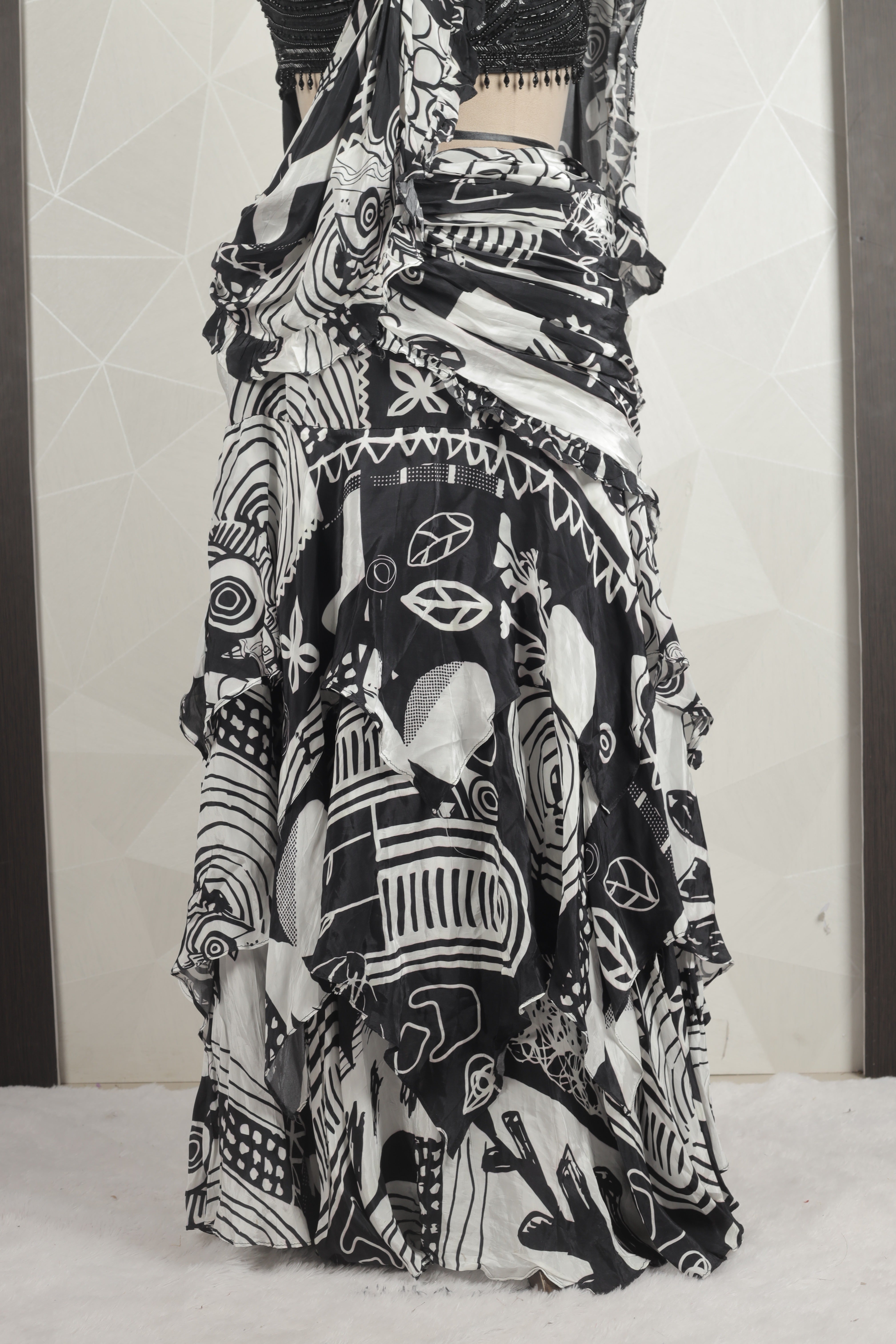 Gorgeous Draped Printed Saree With Ready Sequins And Cut Dana Blouse