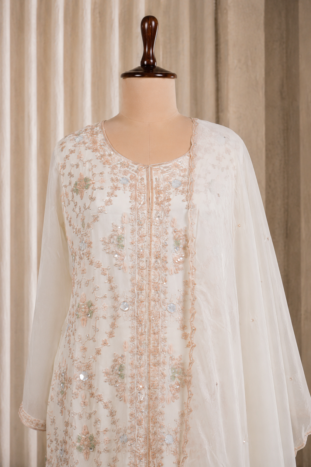 Elegant White Straight Pants And Kurti Suit With Zardozi And diamond Work
