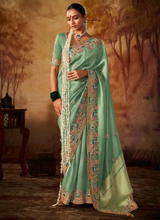 Adorable Kanjivaram Silk Weaving Classic Saree