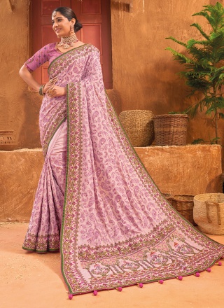 Aesthetic Diamond Banarasi Silk Classic Saree