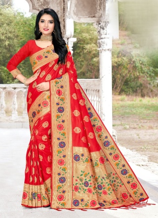Blooming Weaving Red Classic Saree
