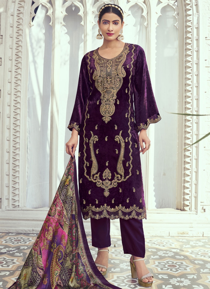 Charismatic Purple Embroidered Pakistani Salwar Suit