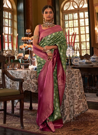 Fab Kanjivaram Silk Weaving Designer Saree