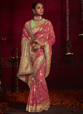 Fashionable Pink Weaving Saree
