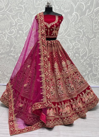 Flattering Thread Work Lehenga Choli