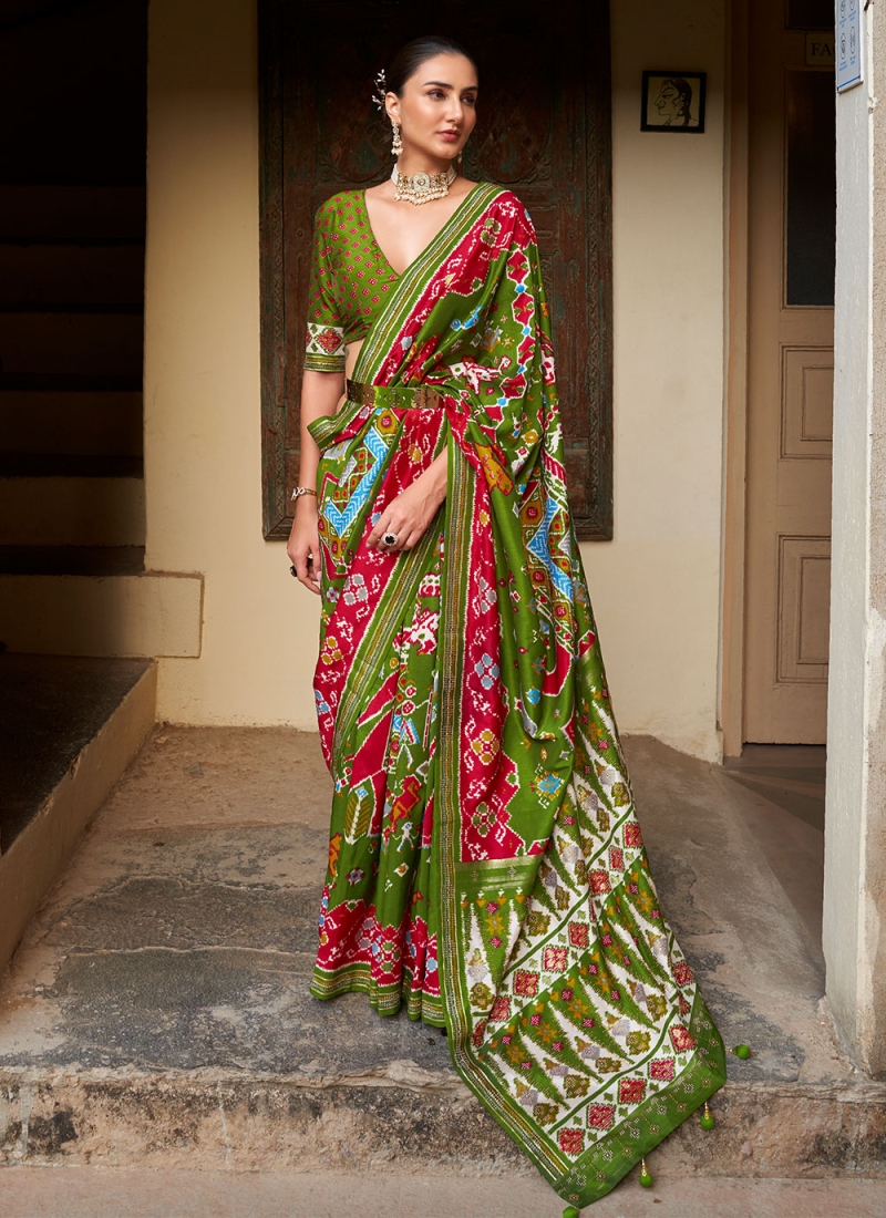 Green Weaving Patola Silk  Designer Saree