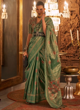 Handloom silk Sea Green Trendy Saree