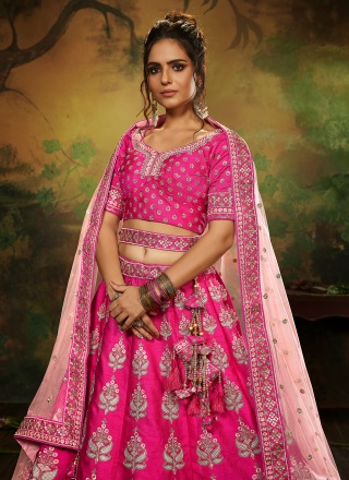 Majesty Thread Silk Designer Lehenga Choli