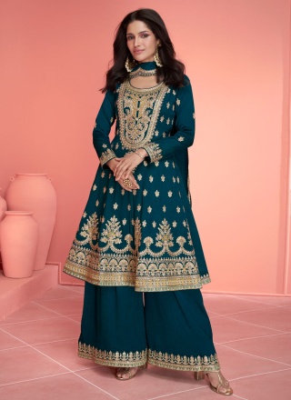 Nice Embroidered Trendy Salwar Kameez