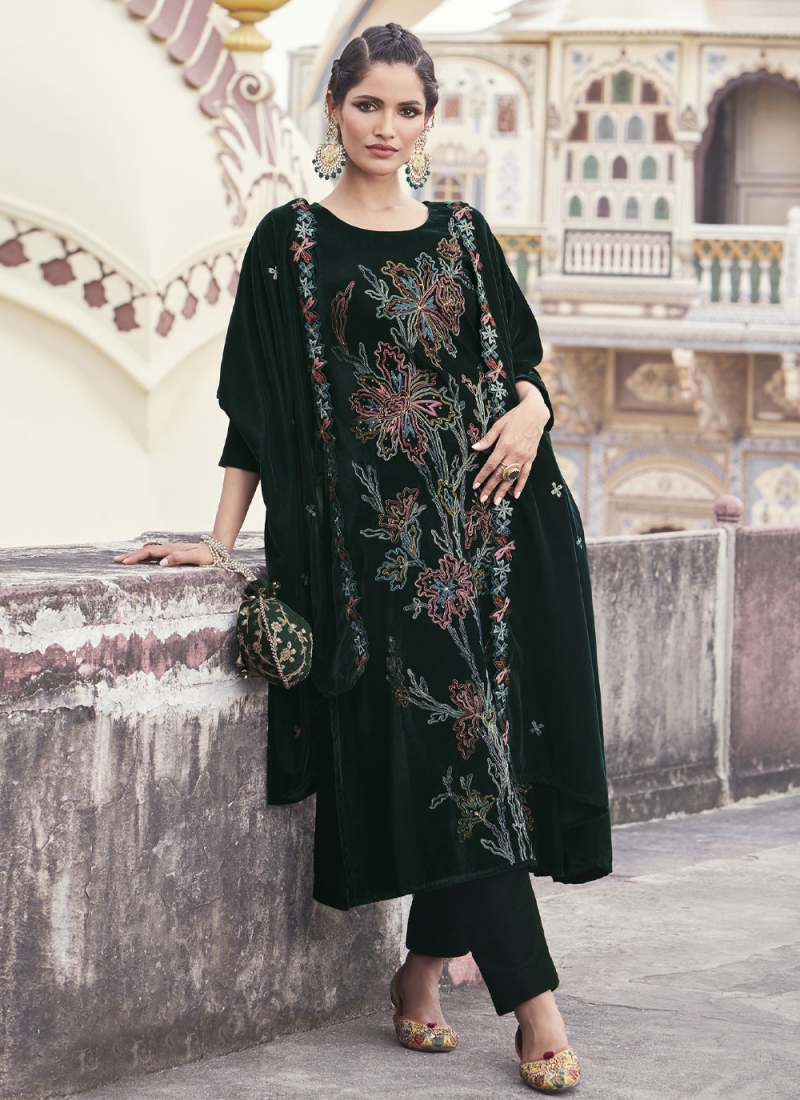 Pant Style Suit Embroidered Velvet in Green