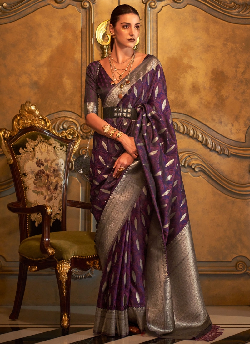 Purple Handloom silk Contemporary Style Saree