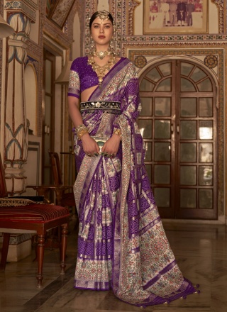 Silk Classic Saree in Purple