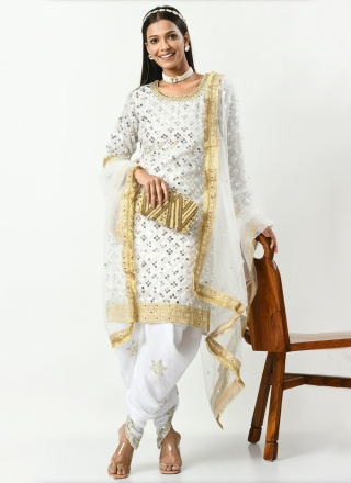 Snazzy Patiala Salwar Suit For Engagement