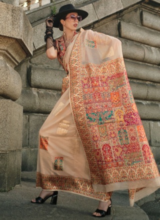 Spectacular Handloom silk Wedding Trendy Saree