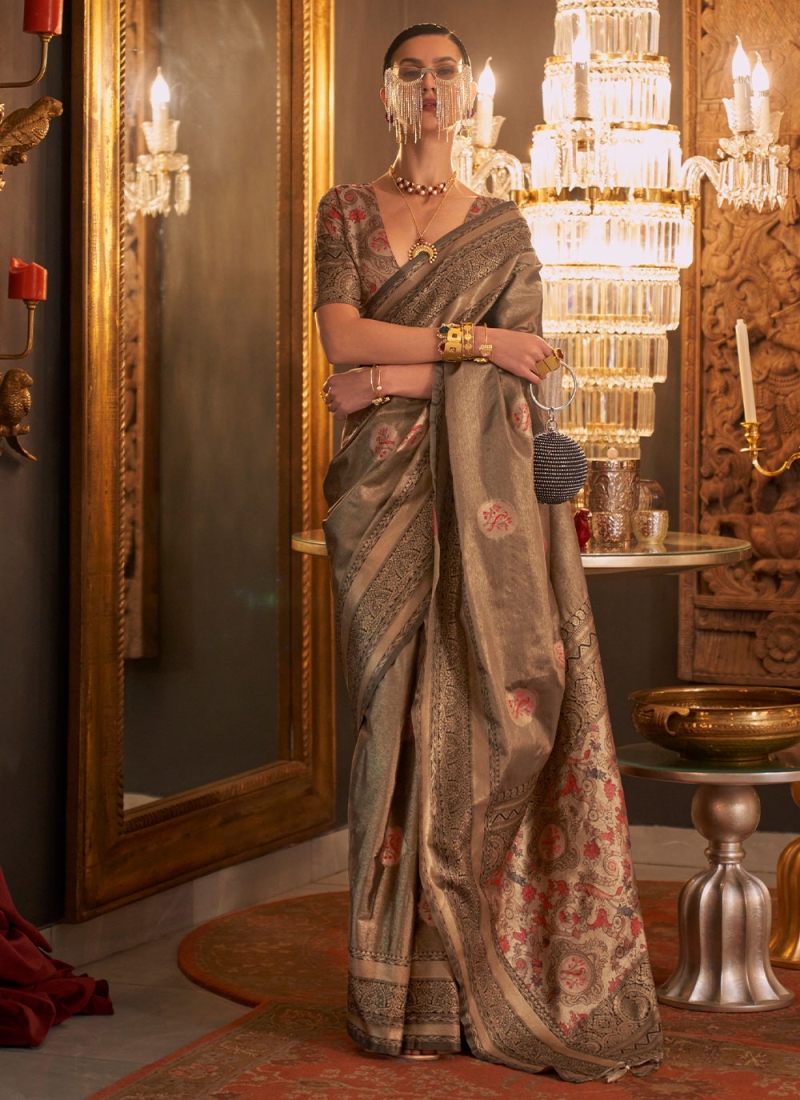Tantalizing Handloom silk Multi Colour Saree