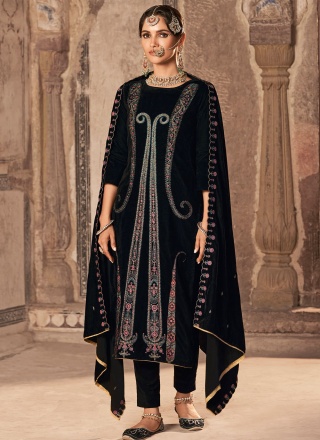Trendy Salwar Suit Resham Velvet in Black